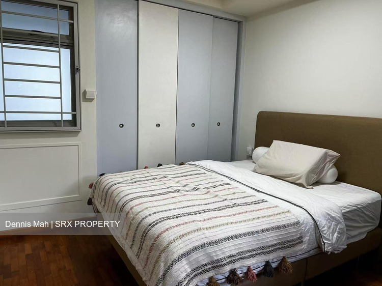 Blk 49 Forfar Heights (Queenstown), HDB 3 Rooms #527858901